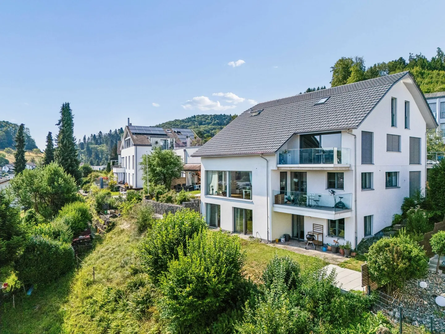 Appartement élégant avec terrasse - Photo 8 sur 10