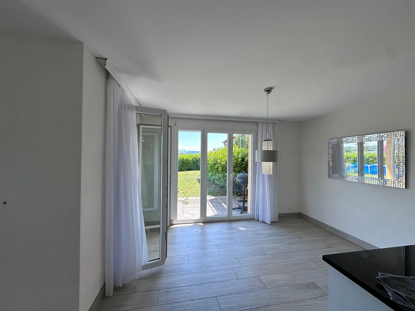 Modernes 3,5-Zimmer-Apartment in Salavaux - Foto 2 von 7