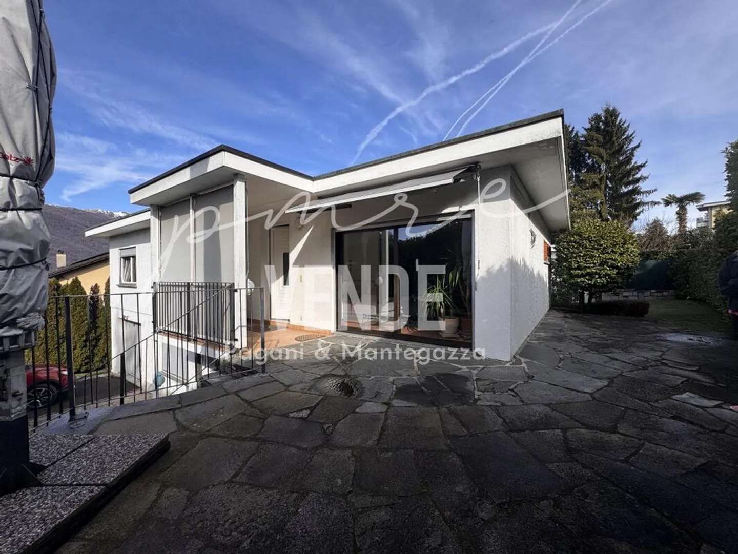 VEZIA I UNABHÄNGIGE SEKUNDÄRWOHNUNG MIT GARTEN UND POTENZIAL... - Foto 2 von 13