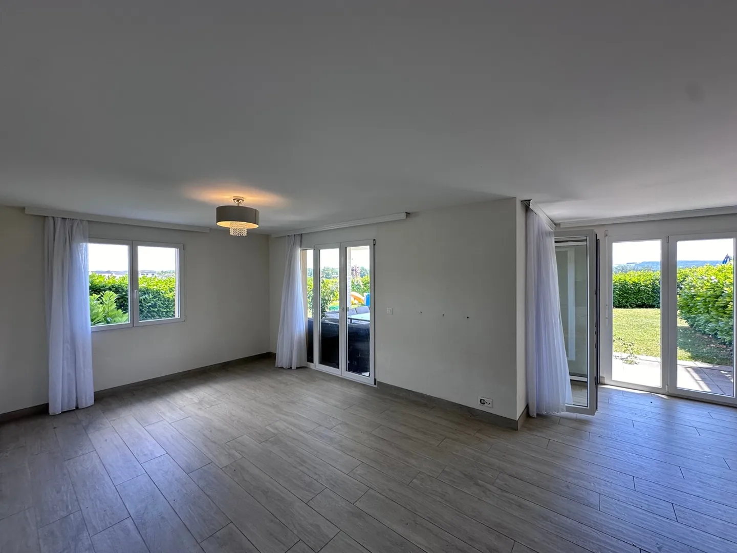 Modernes 3,5-Zimmer-Apartment in Salavaux - Foto 1 von 7