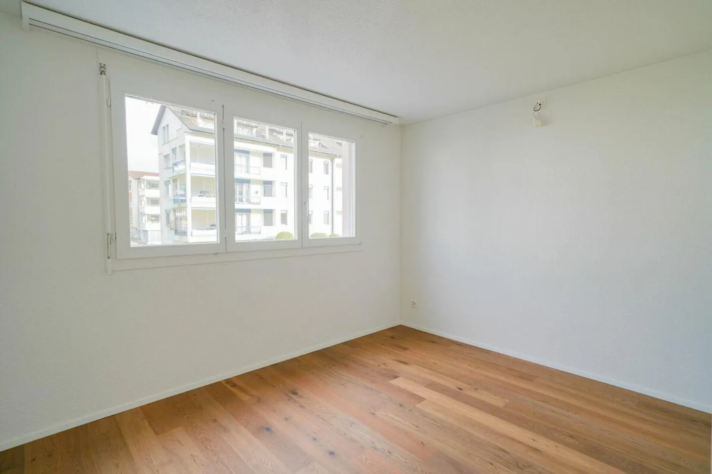 Appartement moderne à Stansstad - Photo 10 sur 13