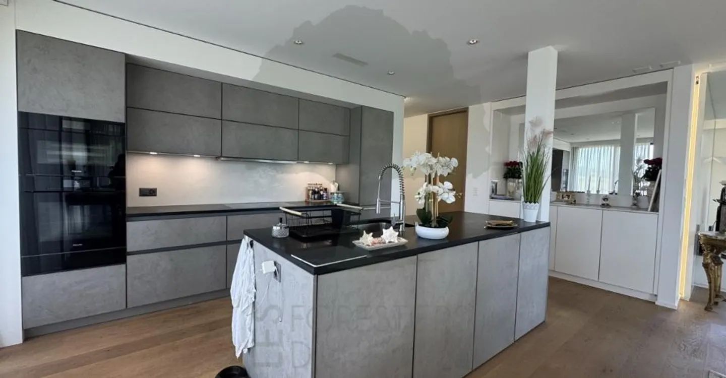 Superb 5.5-room apartment of 170 m² with a 62 m² terrace - Photo 13 of 13