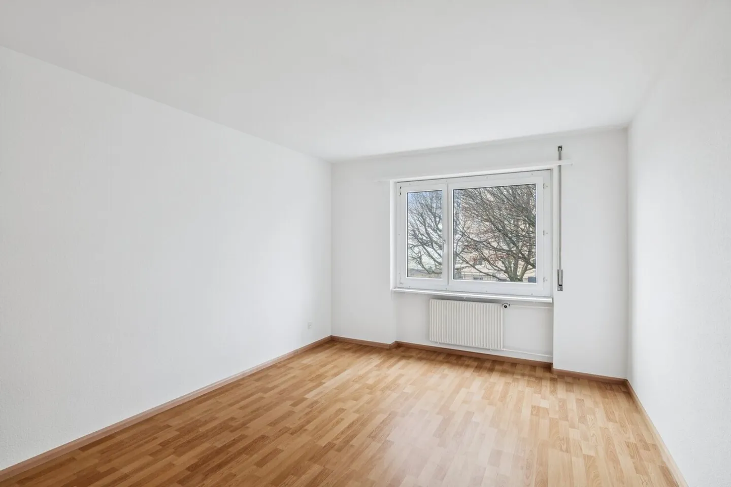 Here ends your apartment search! - Photo 4 of 6