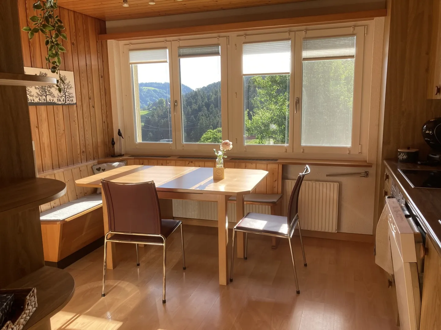 APPARTEMENT DE 3½ PIÈCES À MIRCHEL (BE), MEUBLÉ, TEMPORAIRE - Photo 3 sur 10