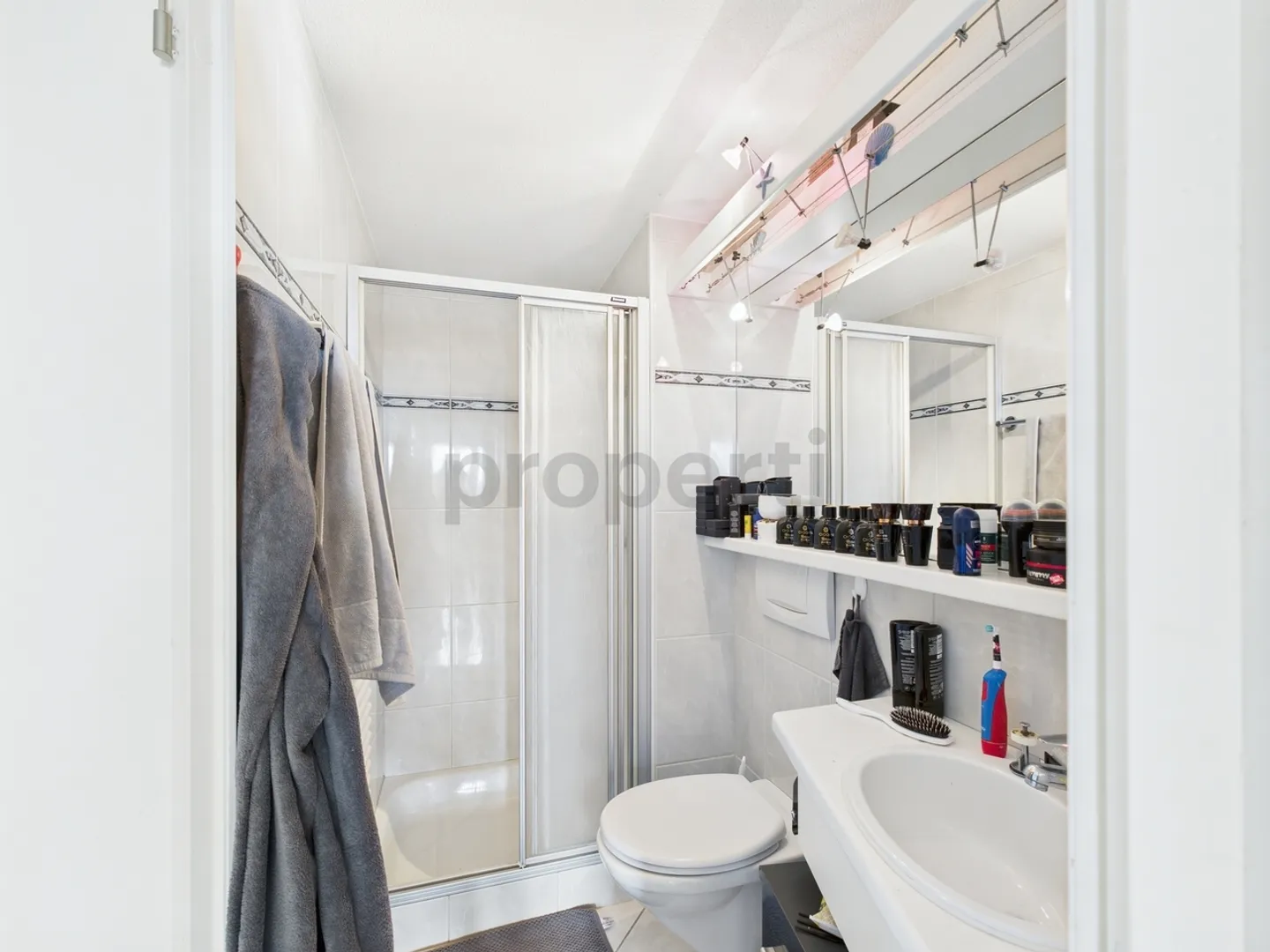 Charming 4.5-room maisonette apartment in Weinfelden, TG: Ideal for families - Photo 10 of 12