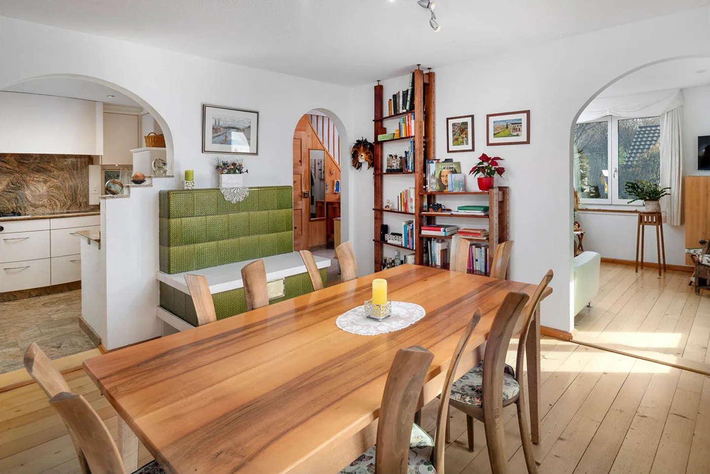 Charmante maison individuelle avec grand jardin ! - Photo 1 sur 17
