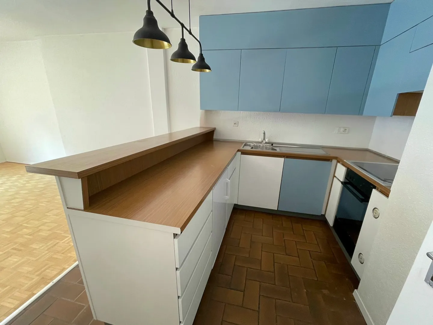 Appartamento di 3,5 locali con balcone nel centro di Friburgo - Foto 2 di 5