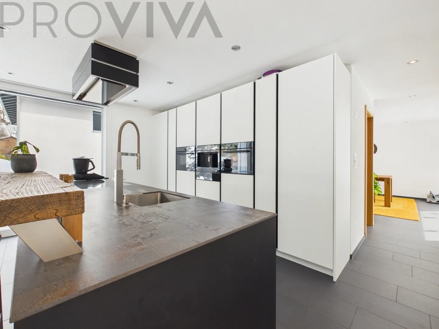 Proviva presents: Single-family house with comfort, sun, and tranquility - Photo 2 of 8