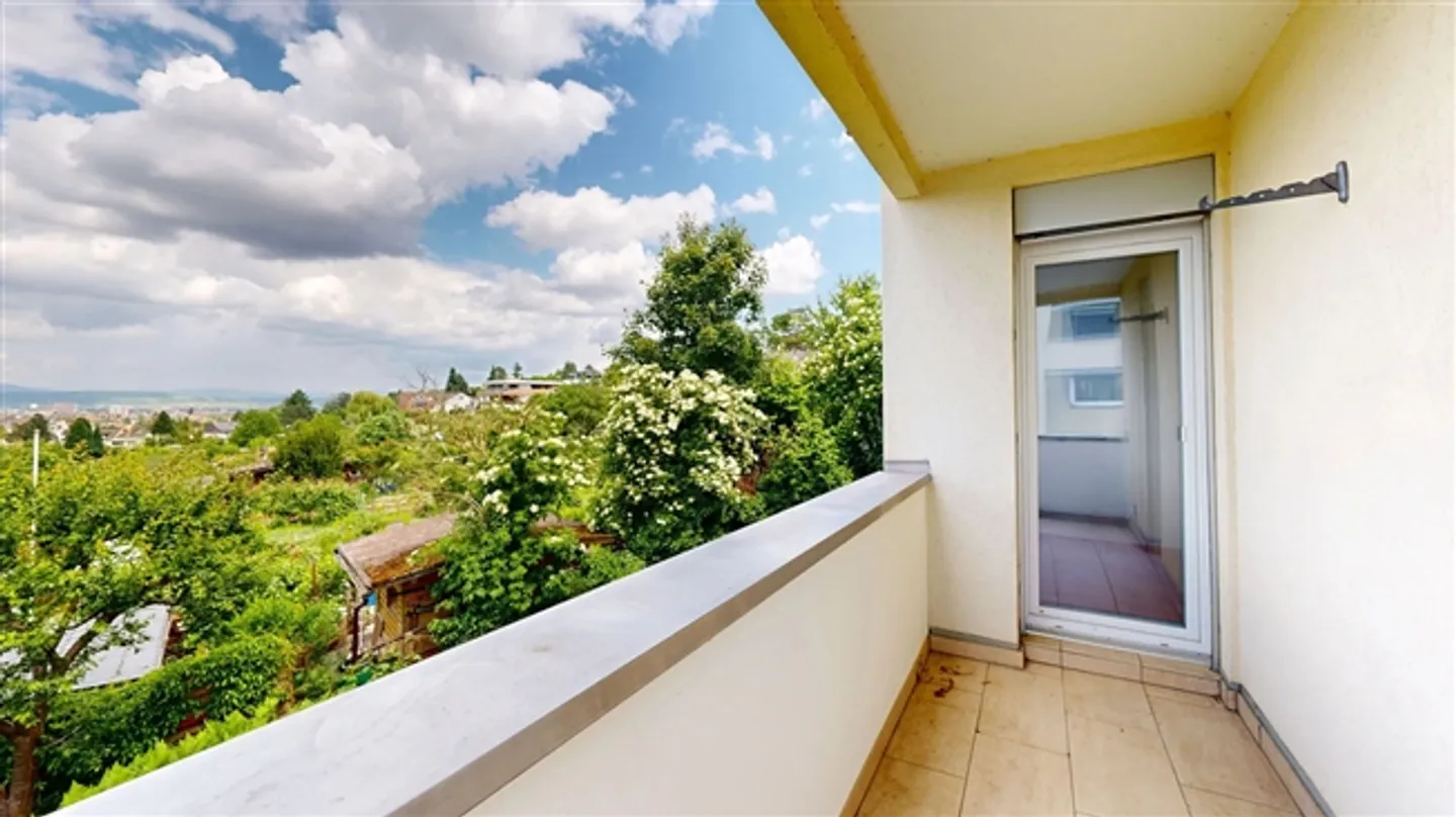 Light-filled 3.5-room apartment with parking space - Photo 15 of 19