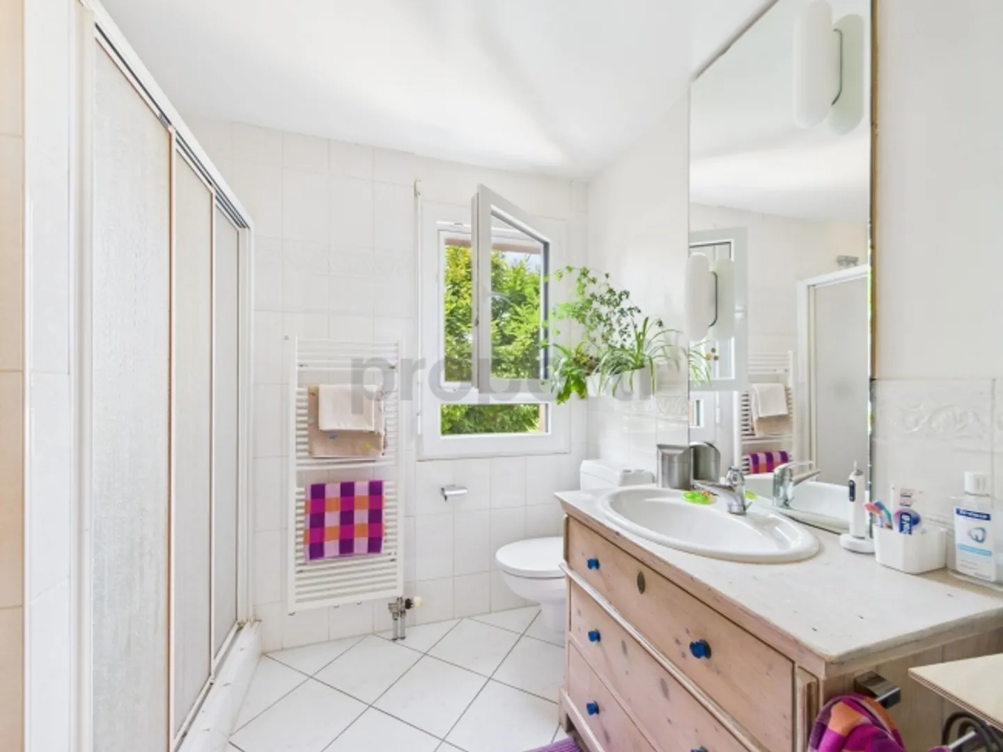 Möbliertes Duplex mit Garten und 4 geräumigen Schlafzimmern in Forel (Lavaux) - Foto 8 von 13