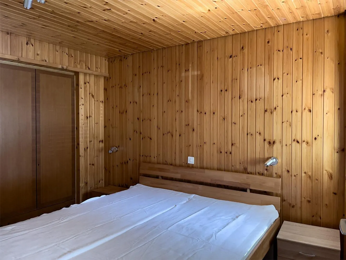 Cozy 1.5 room apartment with terrace above Visp - Photo 6 of 9