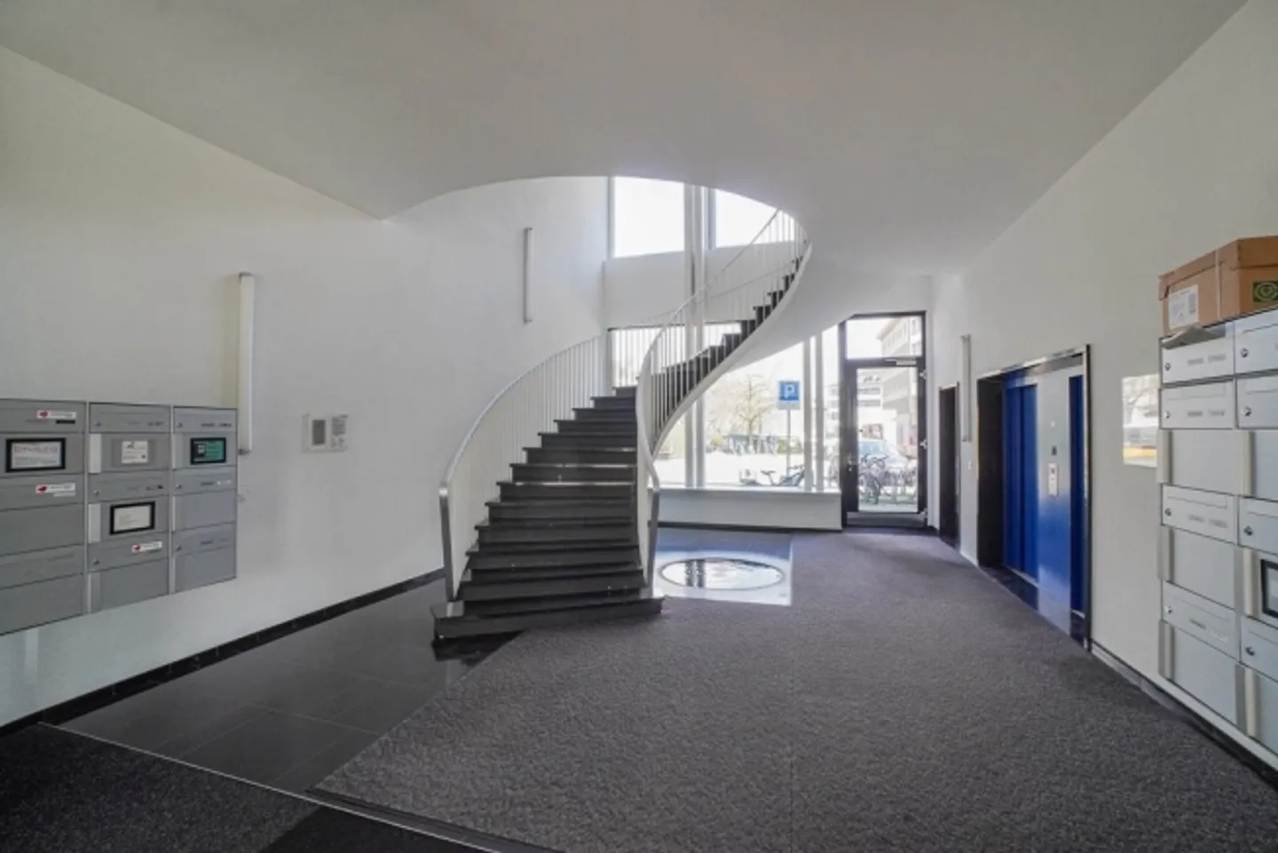 Espace de bureau dans un emplacement commercial de premier choix au centre de Saint-Gall - Photo 9 sur 11