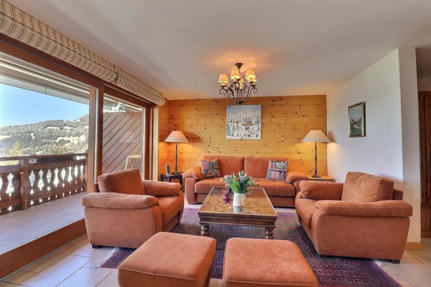 4.5 Room Apartment - Photo 1 of 13