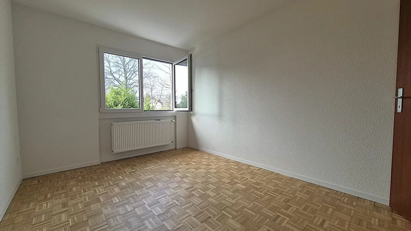 Splendida villa completamente ristrutturata a Colombier, con un magnifico giardino! - Foto 11 di 16