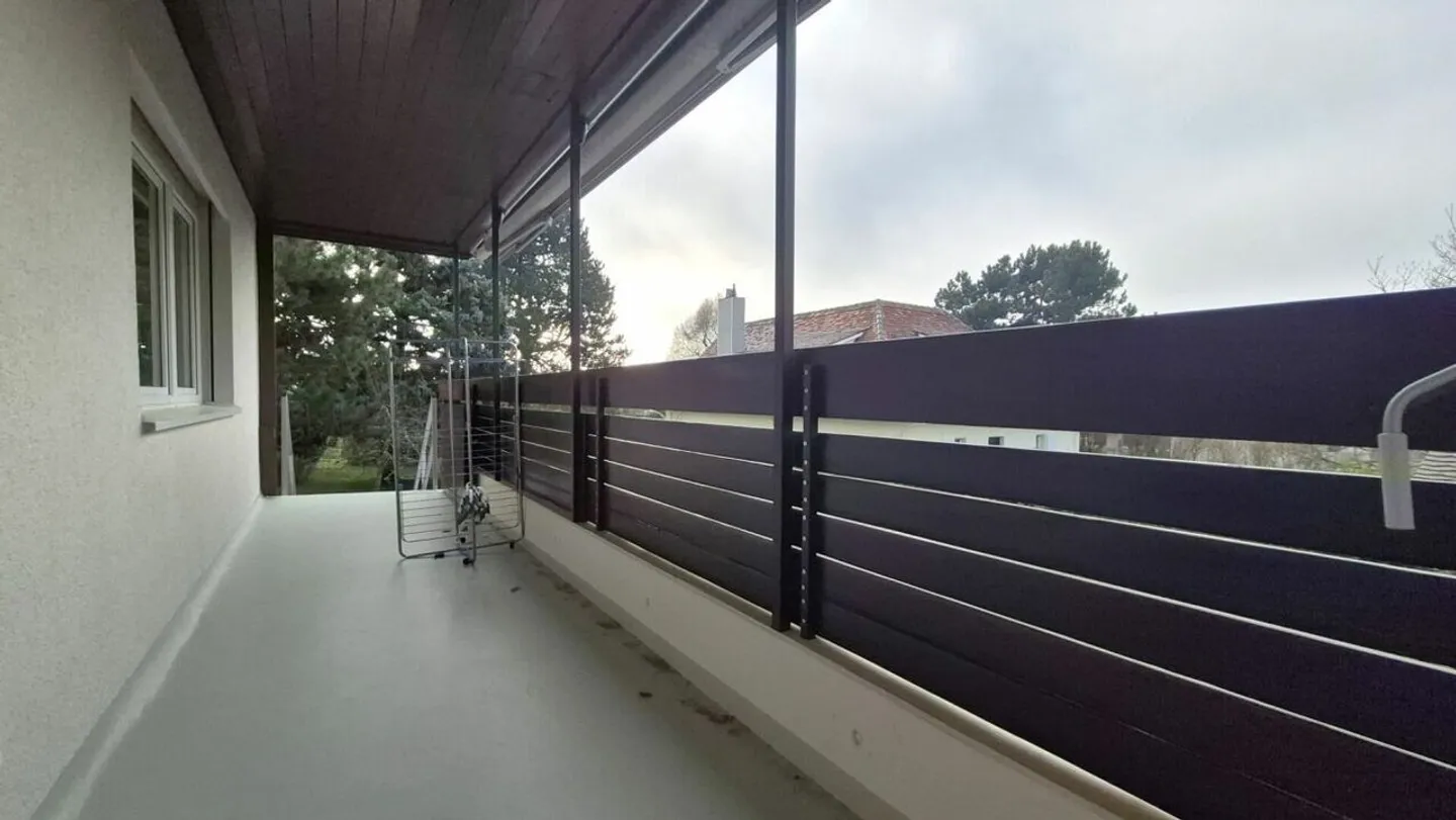 Splendida villa completamente ristrutturata a Colombier, con un magnifico giardino! - Foto 7 di 16