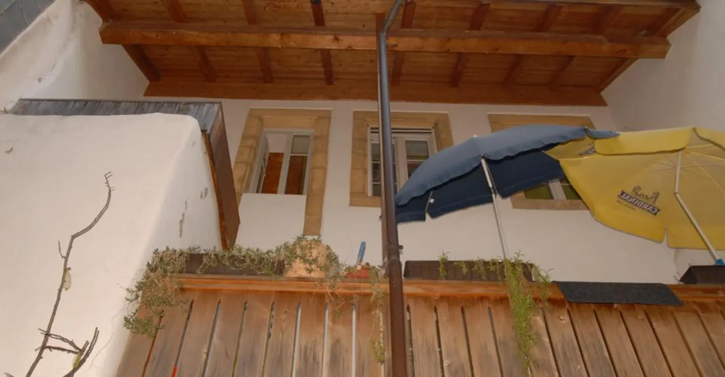 For sale in the city center of Cudrefin a 4-room house and a studio - Photo 2 of 24