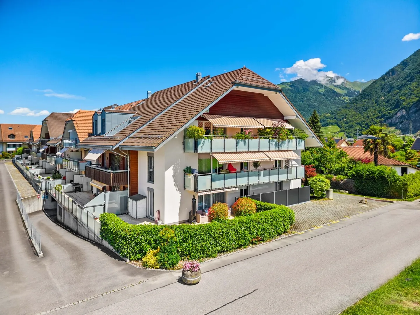 Wunderschöne Gartenwohnung mit Blick auf die Dents-du-Midi - Foto 1 von 15