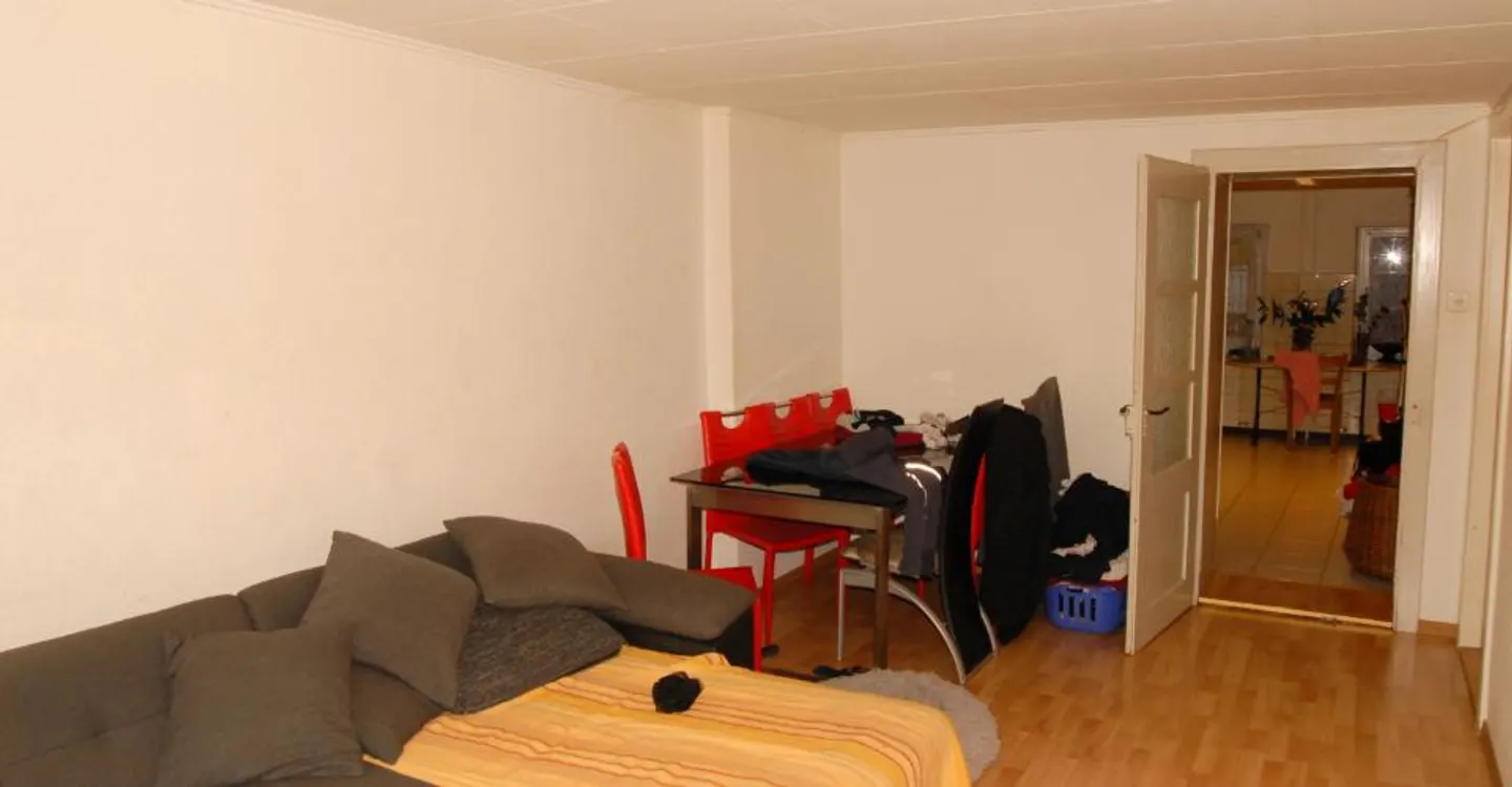 For sale in the city center of Cudrefin a 4-room house and a studio - Photo 14 of 24
