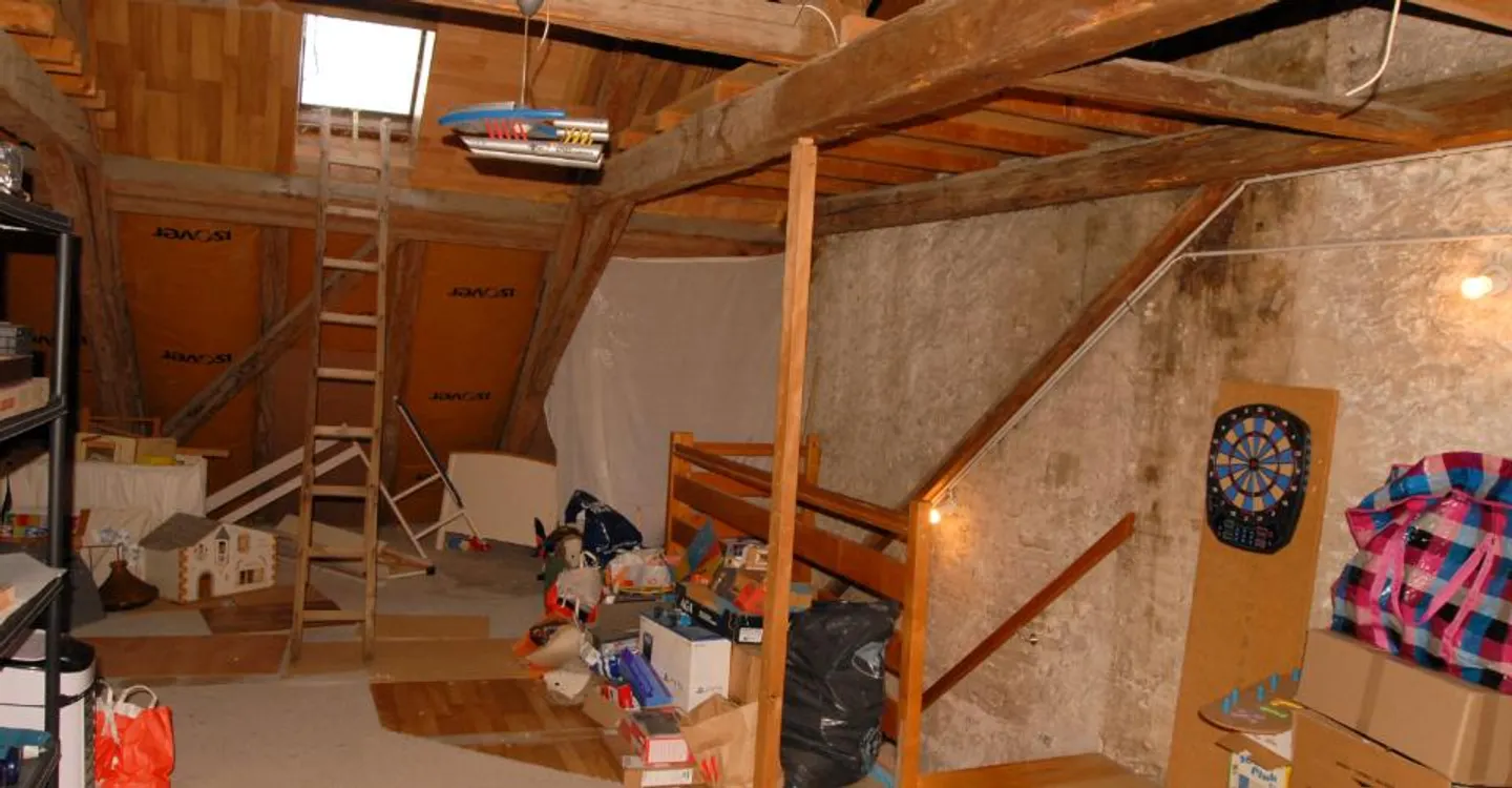 For sale in the city center of Cudrefin a 4-room house and a studio - Photo 16 of 24