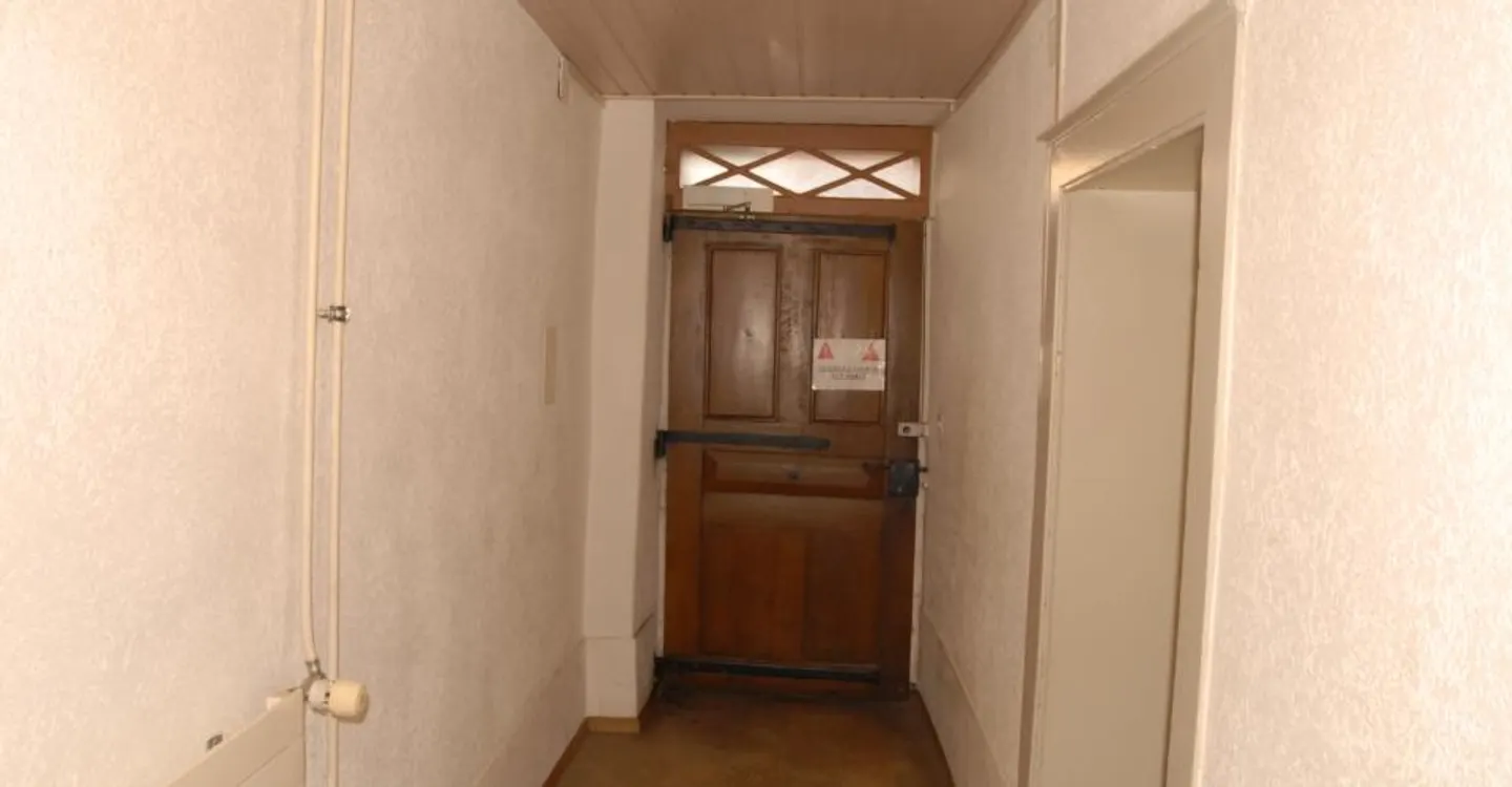 For sale in the city center of Cudrefin a 4-room house and a studio - Photo 17 of 24