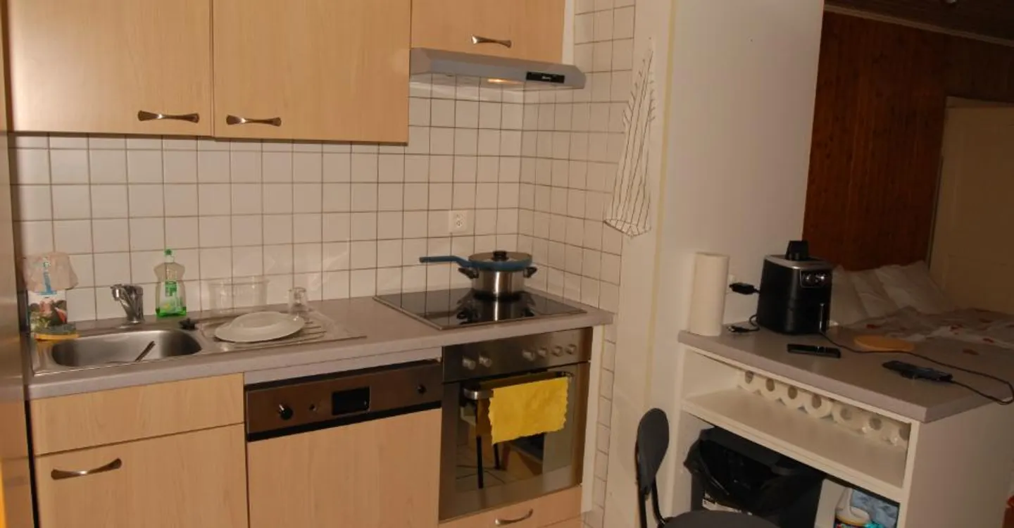 For sale in the city center of Cudrefin a 4-room house and a studio - Photo 21 of 24
