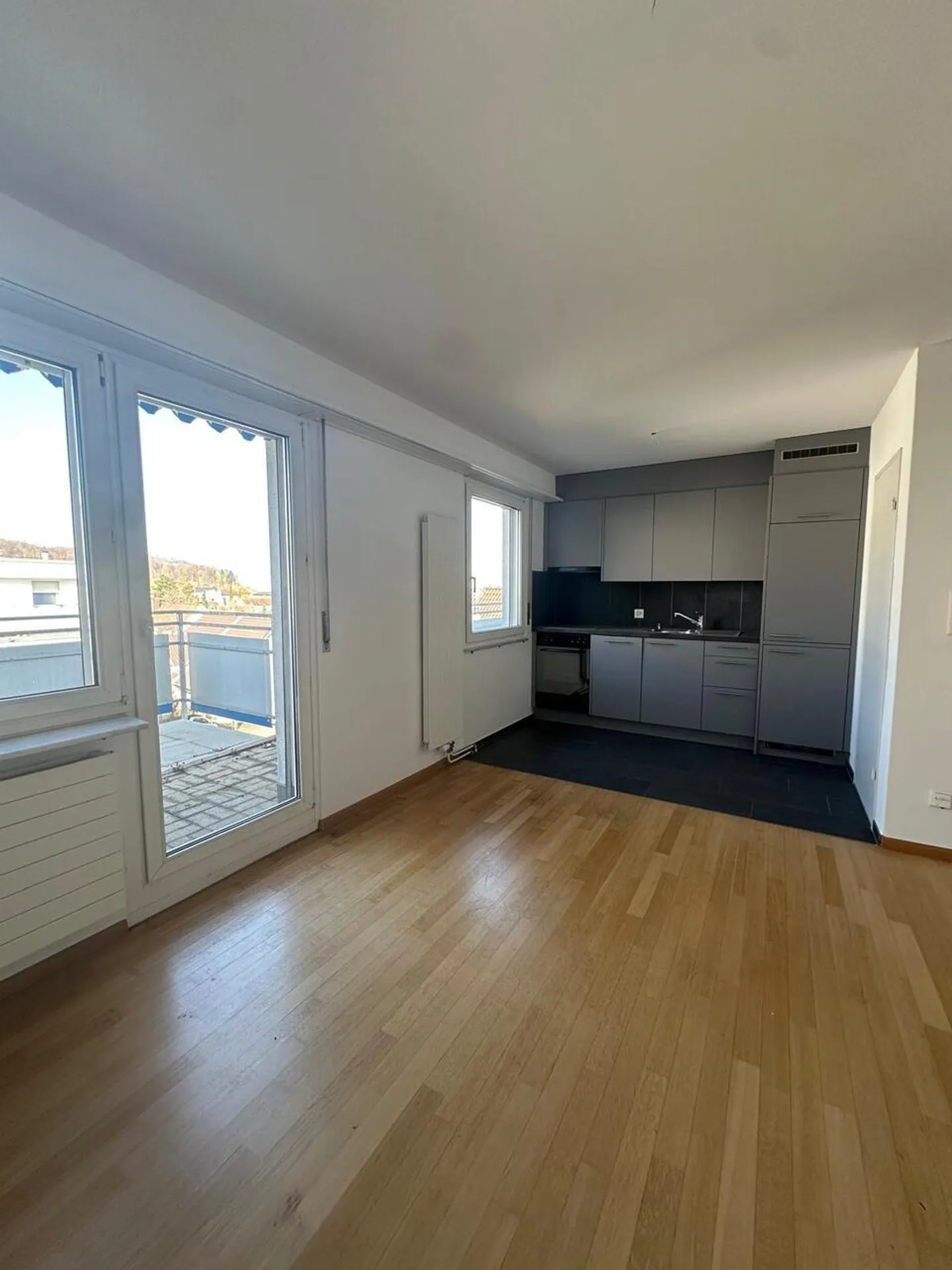 Appartamento con 2 camere e due balconi a Pratteln - disponibile immediatamente - Foto 1 di 12