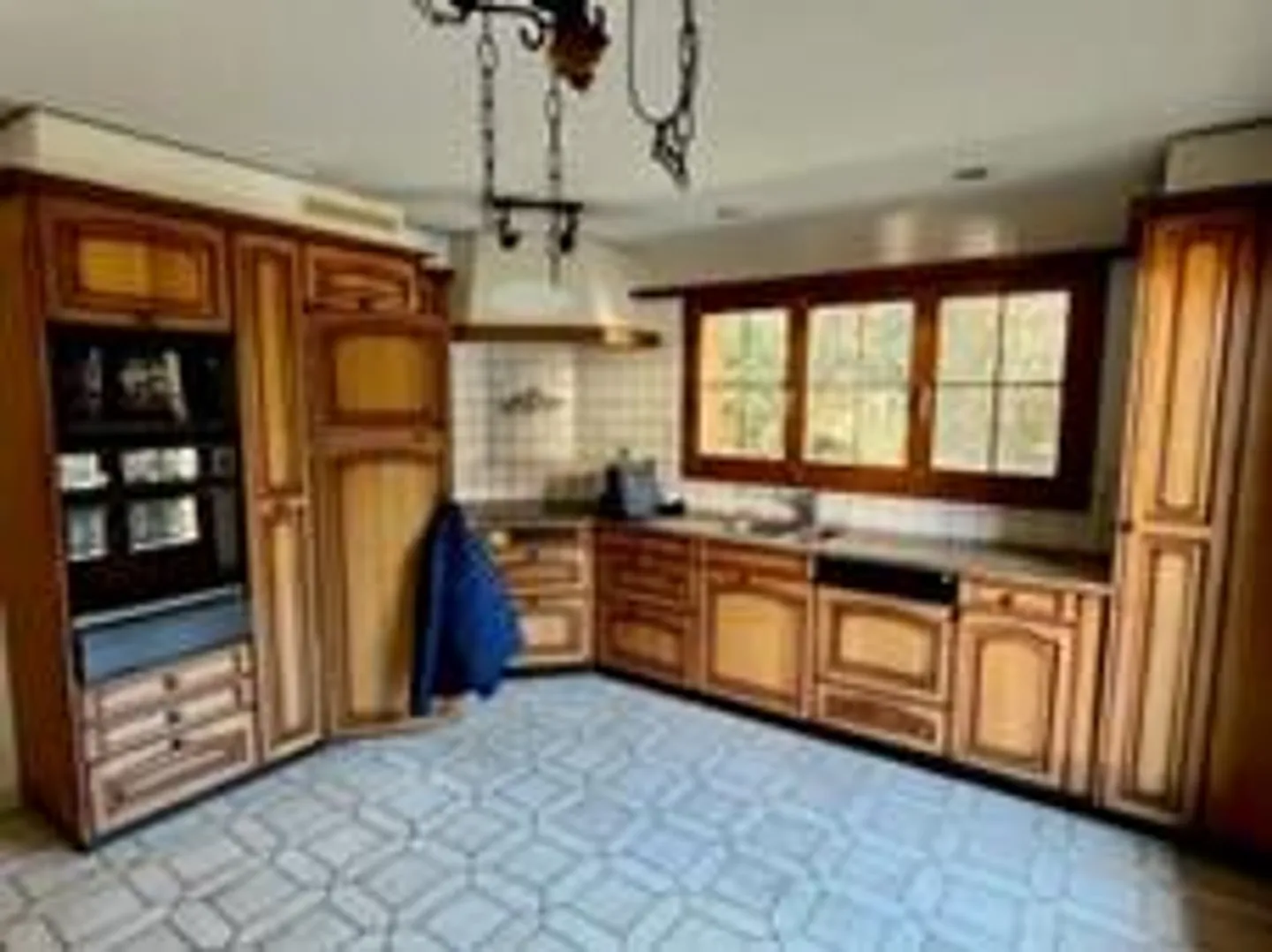 Casa Doppia Familiare in una Bella e Elevata Posizione - Foto 11 di 29