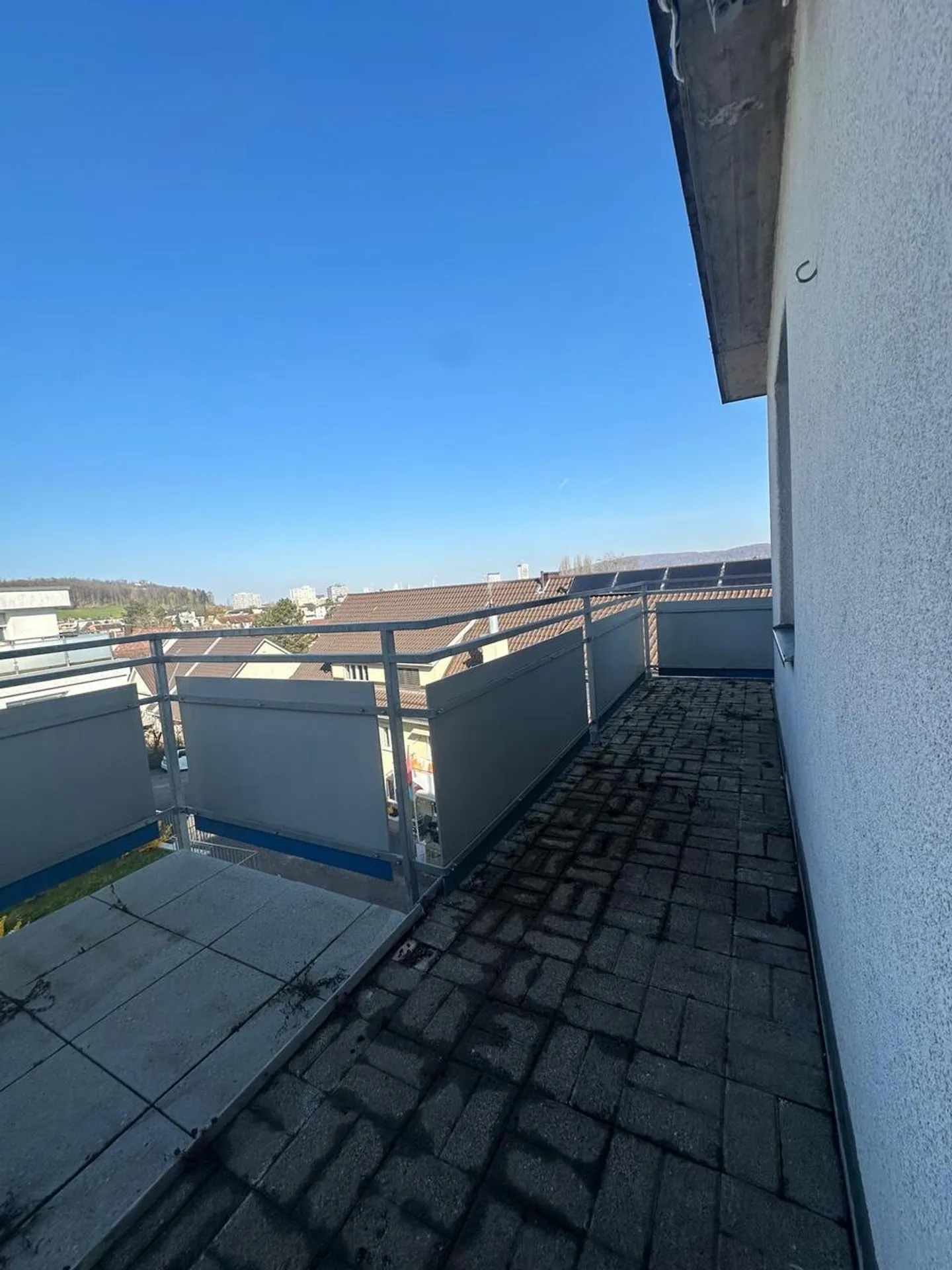Appartamento con 2 camere e due balconi a Pratteln - disponibile immediatamente - Foto 6 di 12