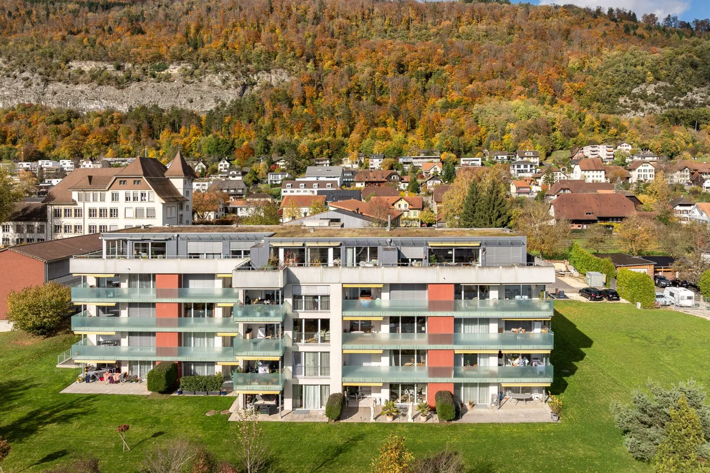 Quietly located 3.5-room apartment for sale - Photo 1 of 11