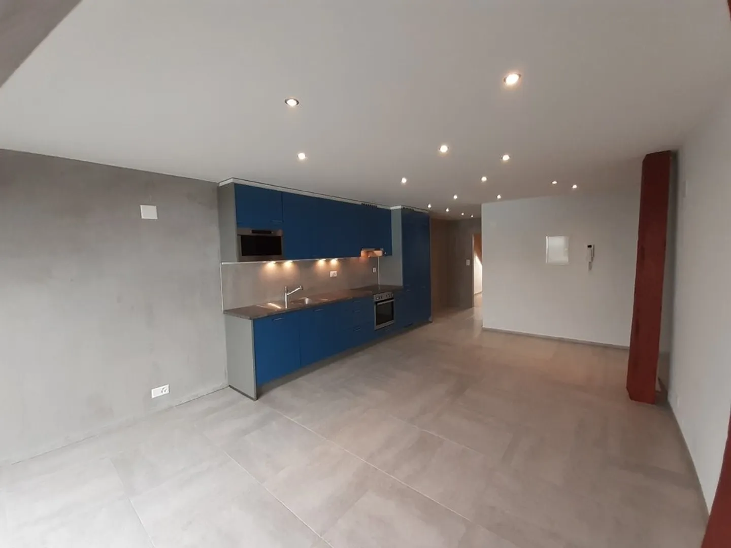 Schöne 2,5-Zimmer-Wohnung im 2. Stock - Foto 2 von 8