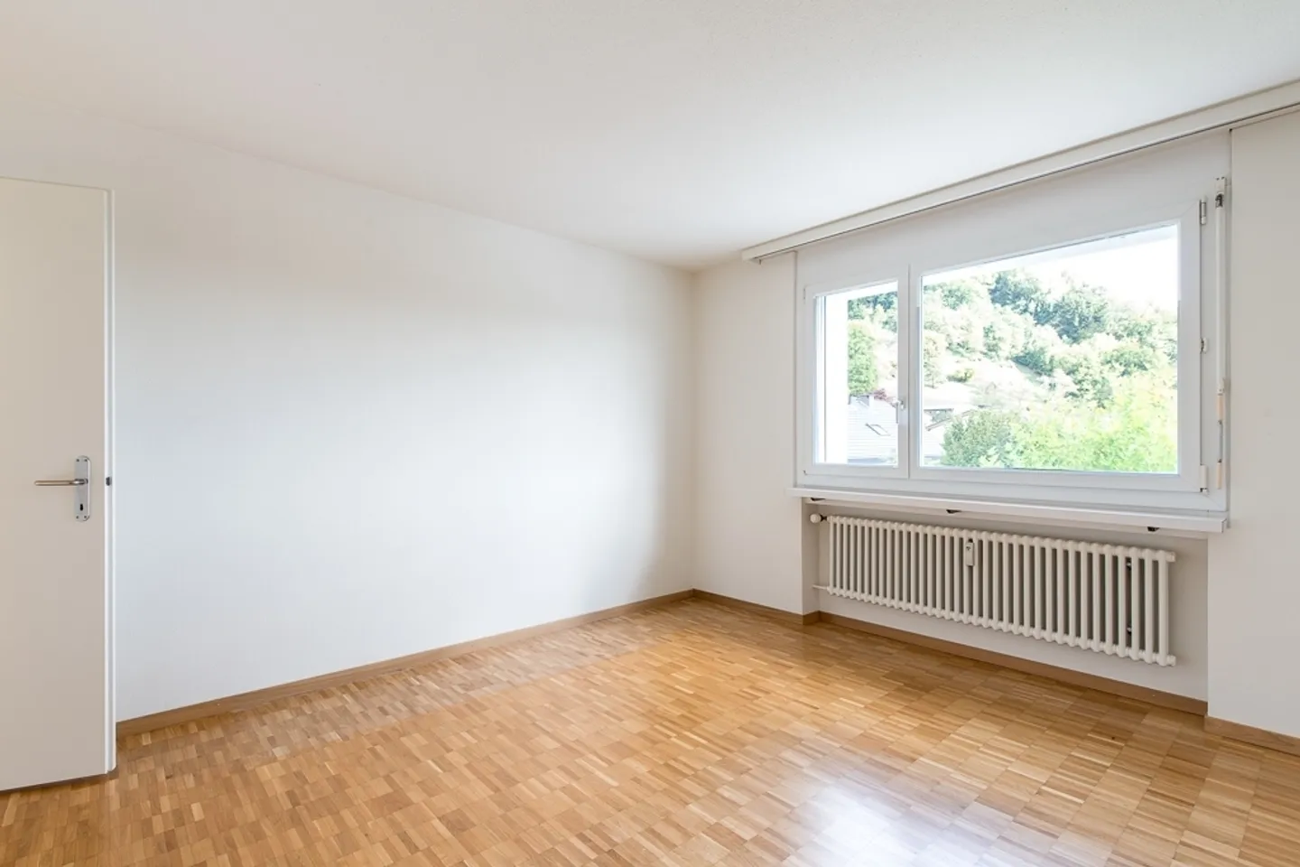 Modern apartment in a quiet neighborhood - Photo 7 of 8