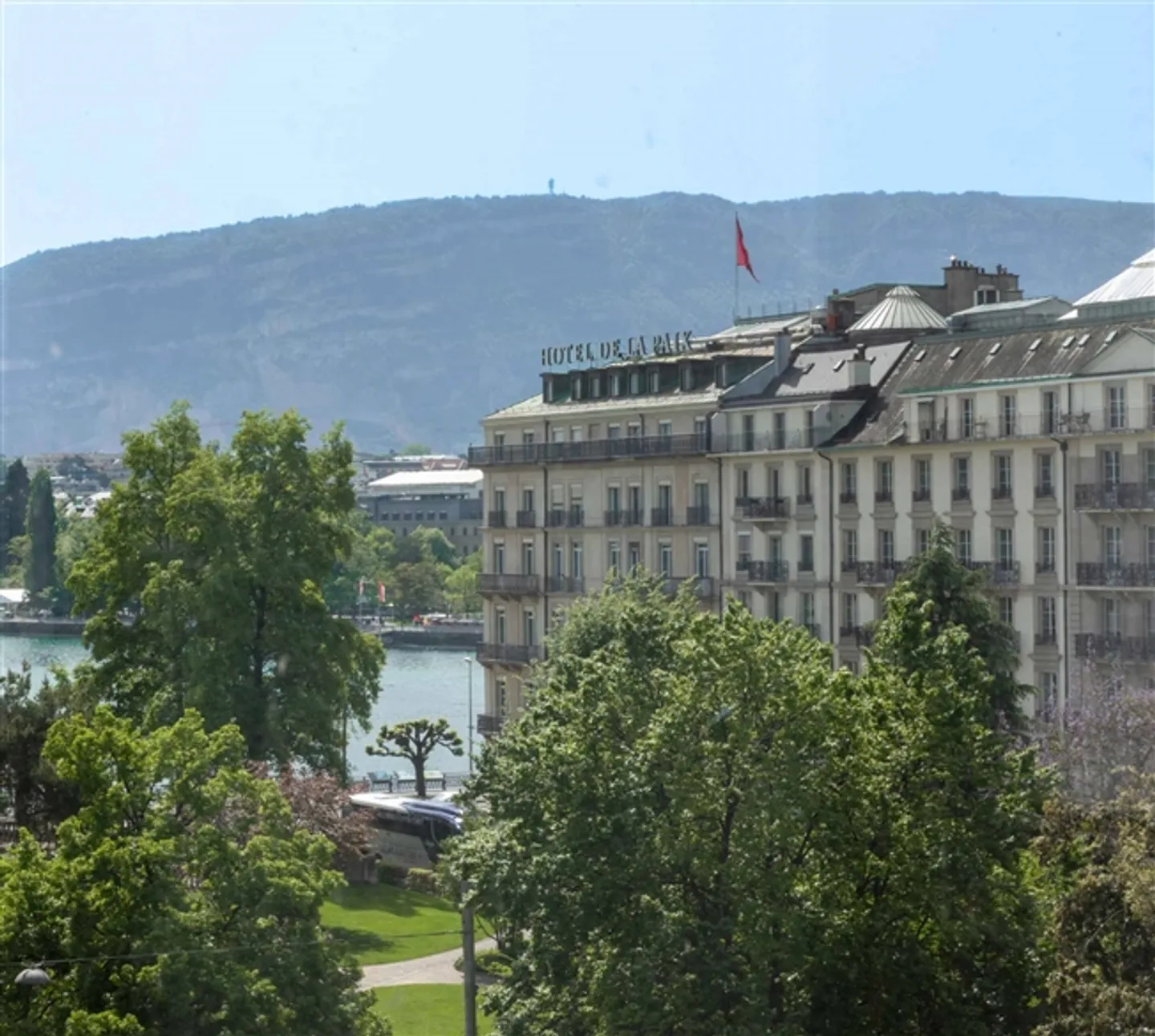 «MODERNE BÜROS IN IDEALER LAGE ZWISCHEN DEM BAHNHOF CORNAVIN UND DEM SEE» - Foto 3 von 11