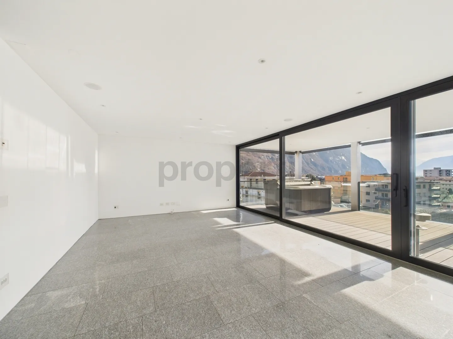 Penthouse prestigieux avec vue panoramique – Biasca - Photo 2 sur 13