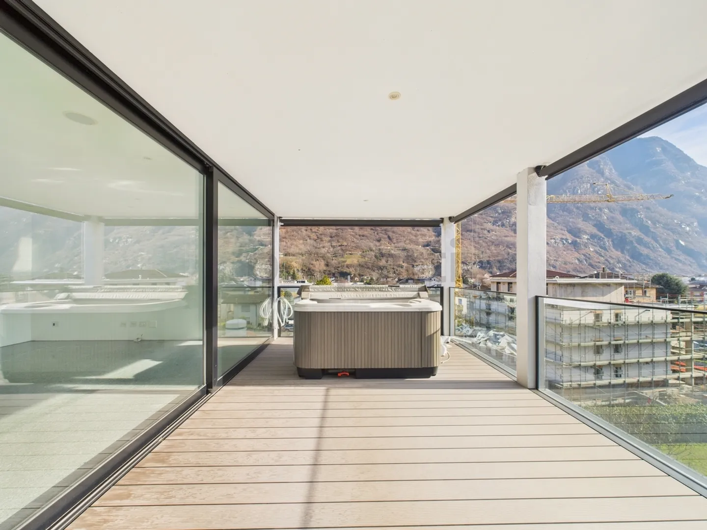 Penthouse prestigieux avec vue panoramique – Biasca - Photo 12 sur 13