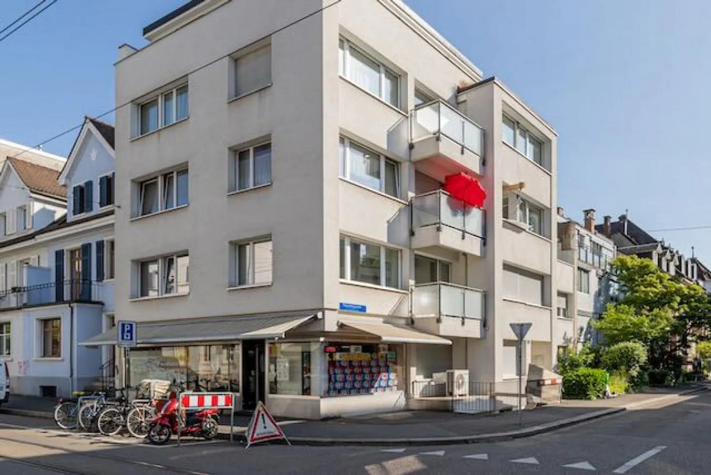 Helle 4-Zimmerwohnung mit Lift - Foto 1 von 6