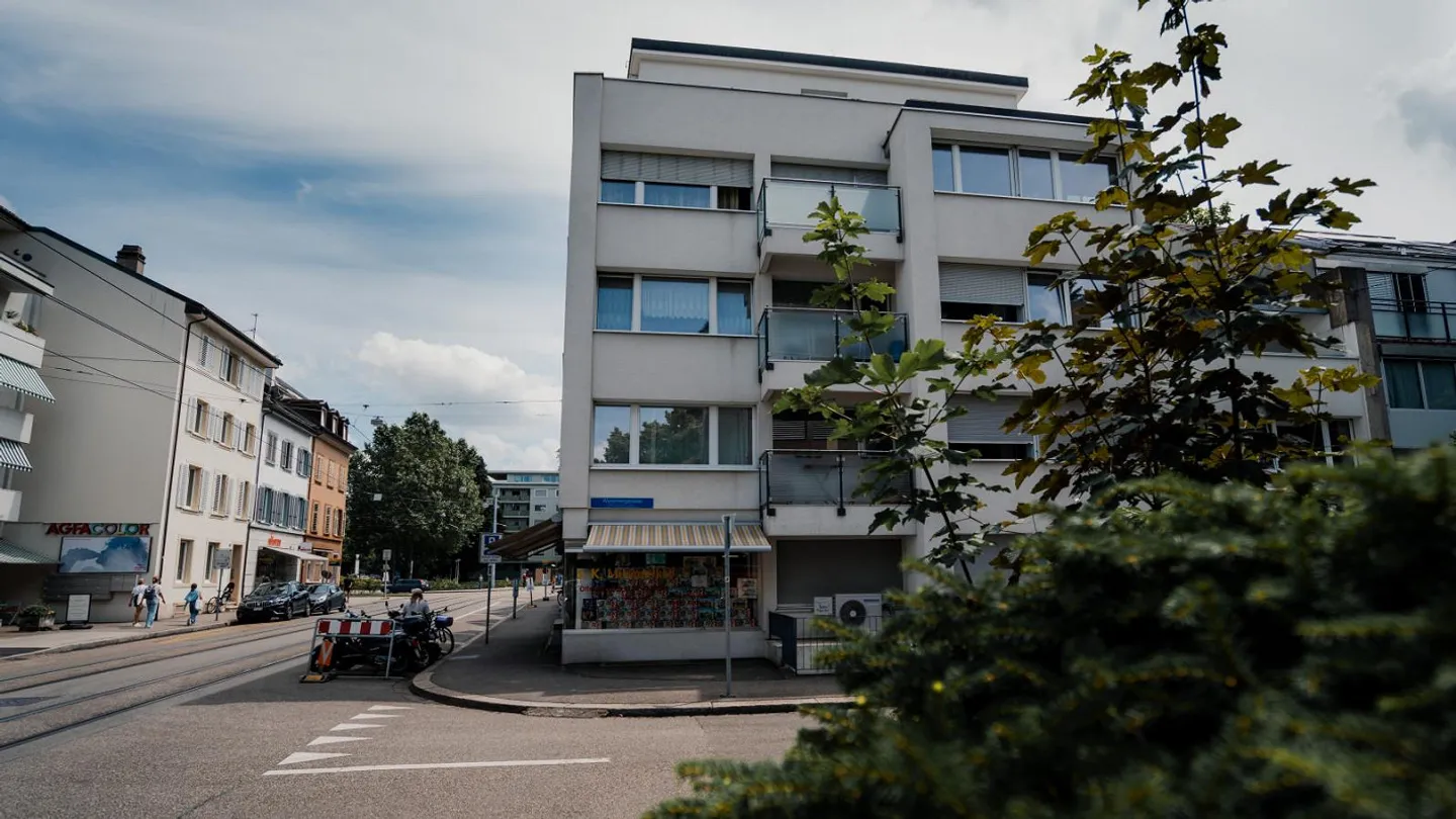 Helle 4-Zimmerwohnung mit Lift - Foto 2 von 6