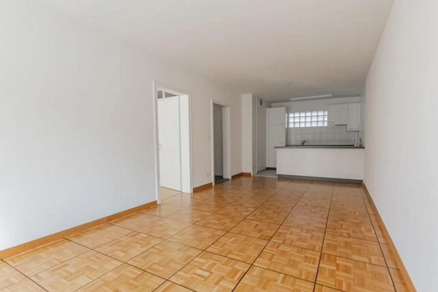 Helle 4-Zimmerwohnung mit Lift - Foto 5 von 6