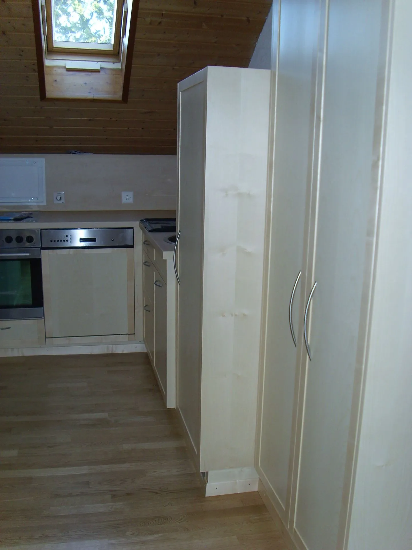 Appartement en Attique 5½ pièces avec jardin au centre - Photo 6 sur 12