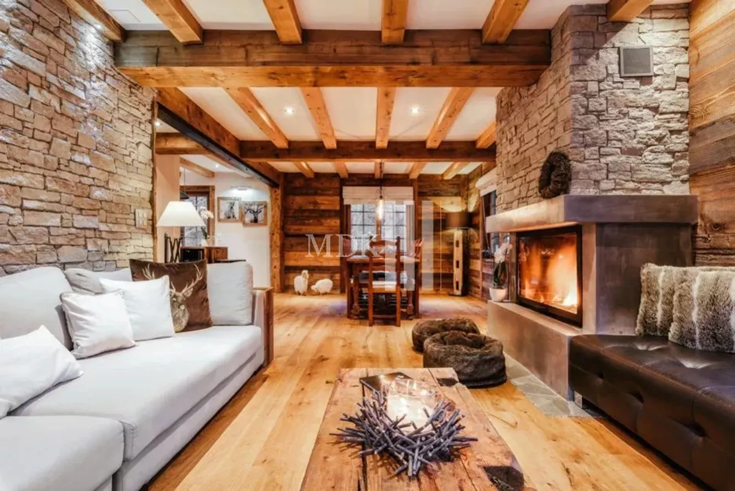 Chalet for sale - Photo 1 of 13