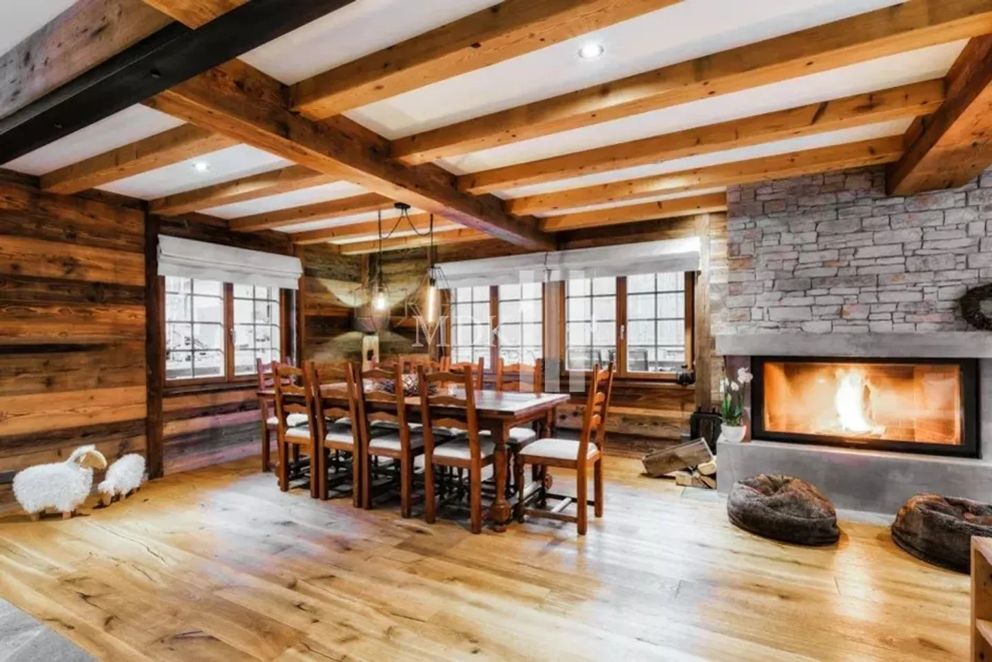 Chalet for sale - Photo 4 of 13