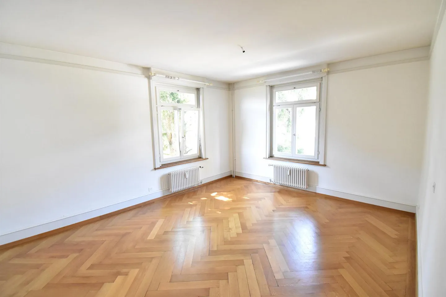 Vivere con vista in una vecchia villa in stile Liberty - Foto 3 di 10