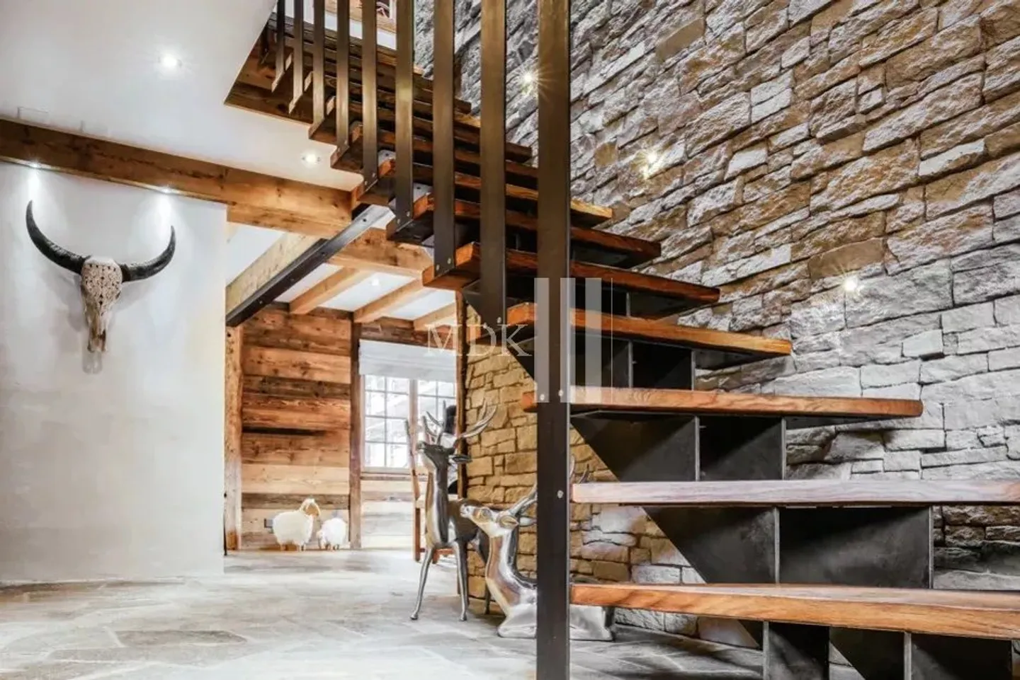 Chalet for sale - Photo 6 of 13