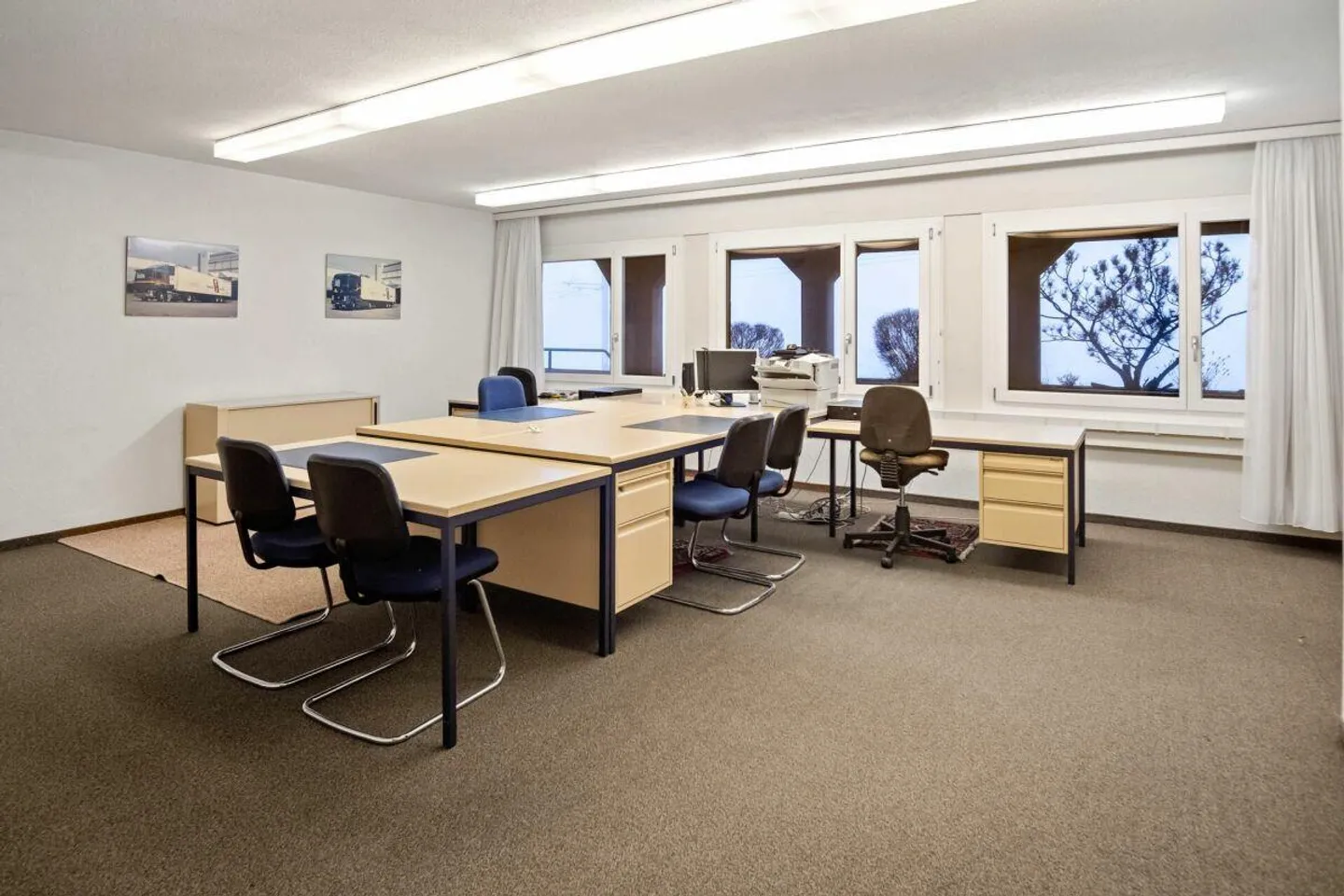 Office space with a view! - Photo 3 of 13