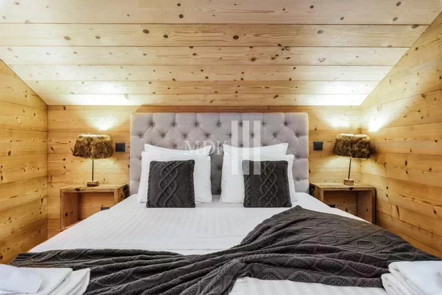 Chalet for sale - Photo 9 of 13