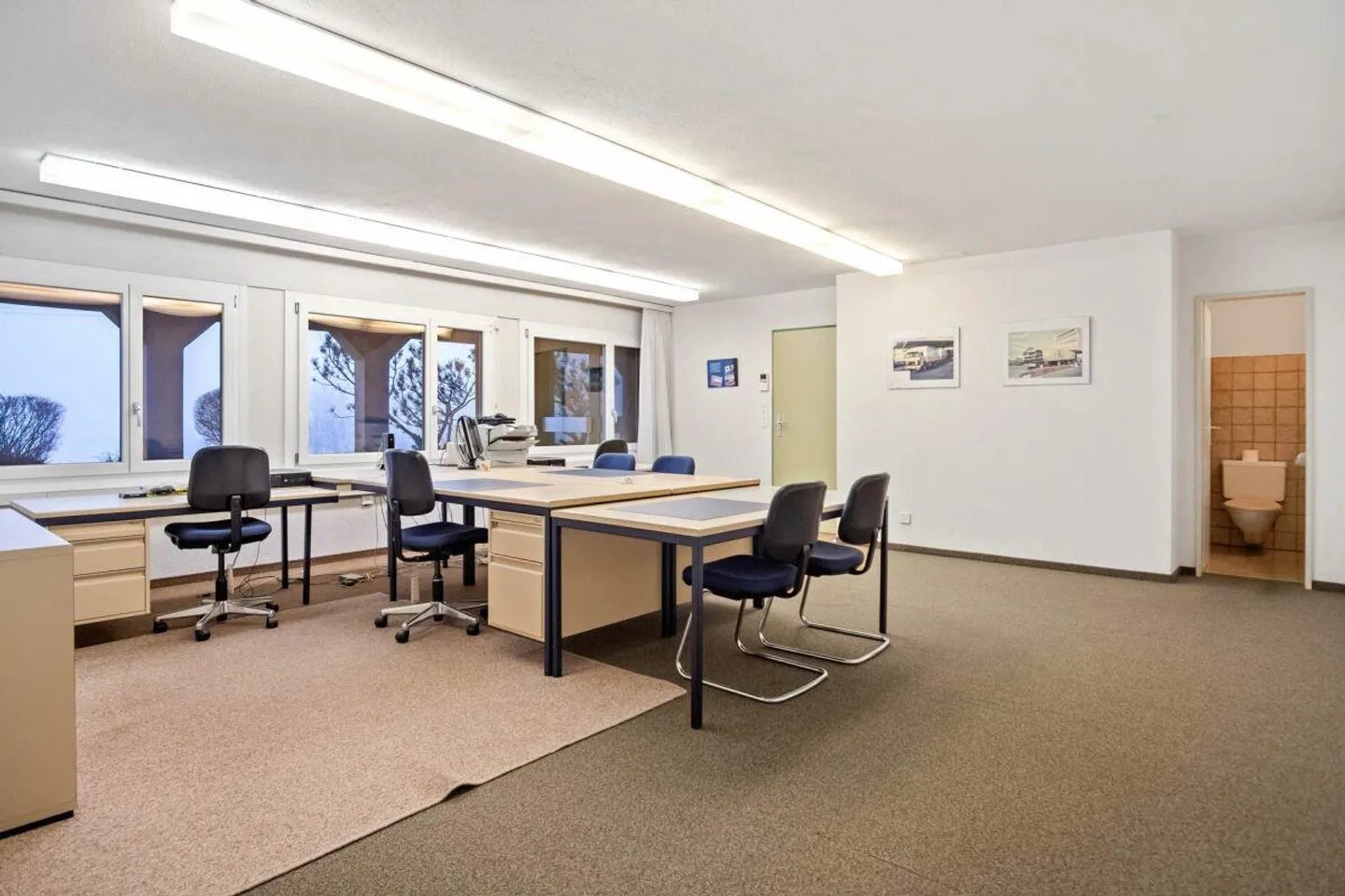 Office space with a view! - Photo 4 of 13