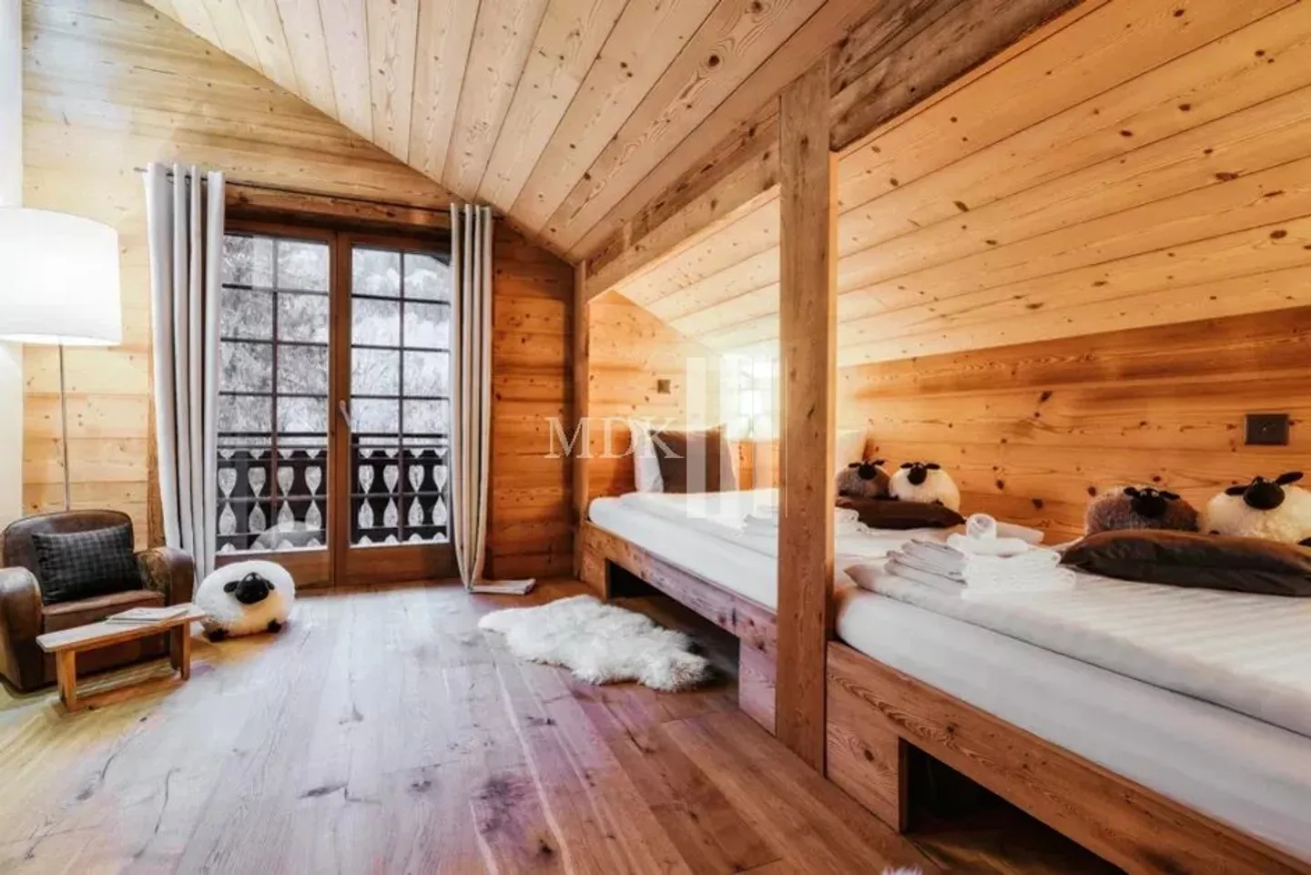 Chalet for sale - Photo 10 of 13