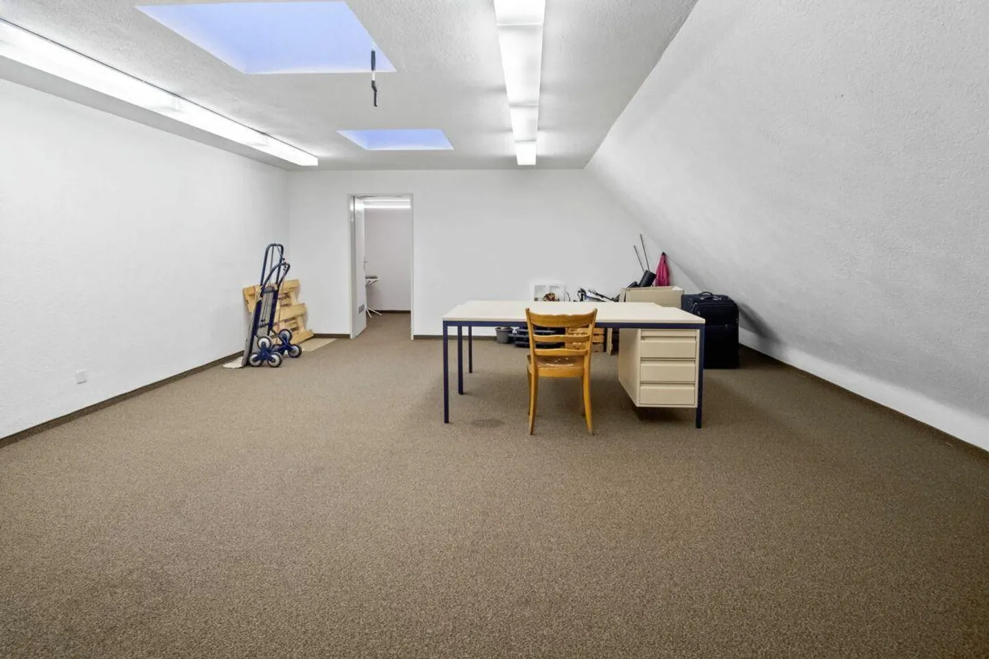 Office space with a view! - Photo 5 of 13