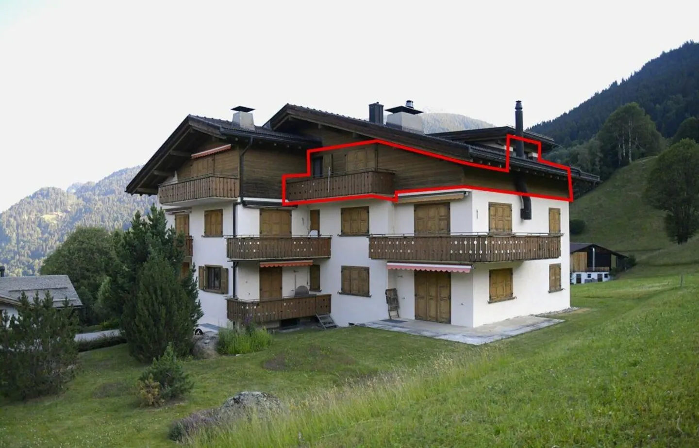Appartement sous les combles de 2,5 pièces RESIDENCE SECONDAIRE - Photo 1 sur 13