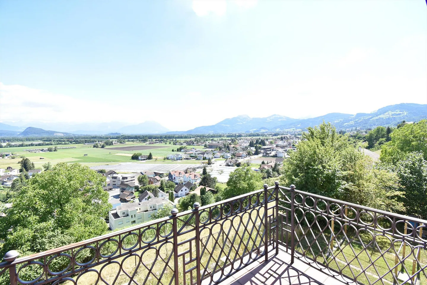Vivere con vista in una vecchia villa in stile Liberty - Foto 10 di 10