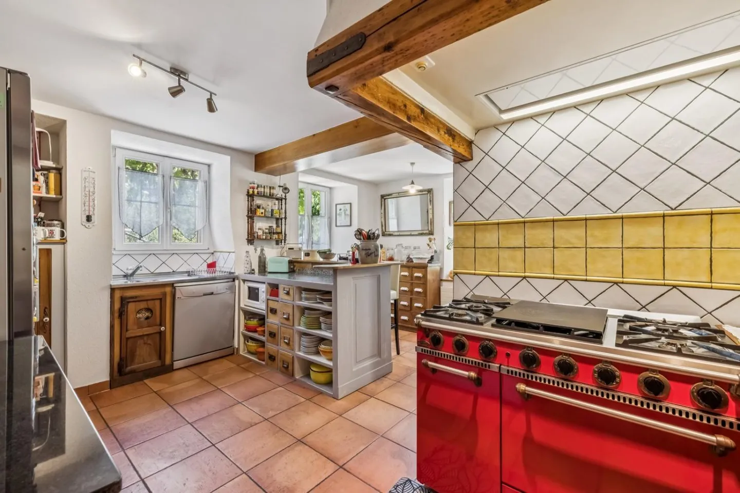 Maison rénovée avec grand volume - Photo 6 sur 13